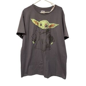 Star Wars Mandalorian Grey Baby Yoda Short Sleeve Graphic Tee Size XL NWT #4660
